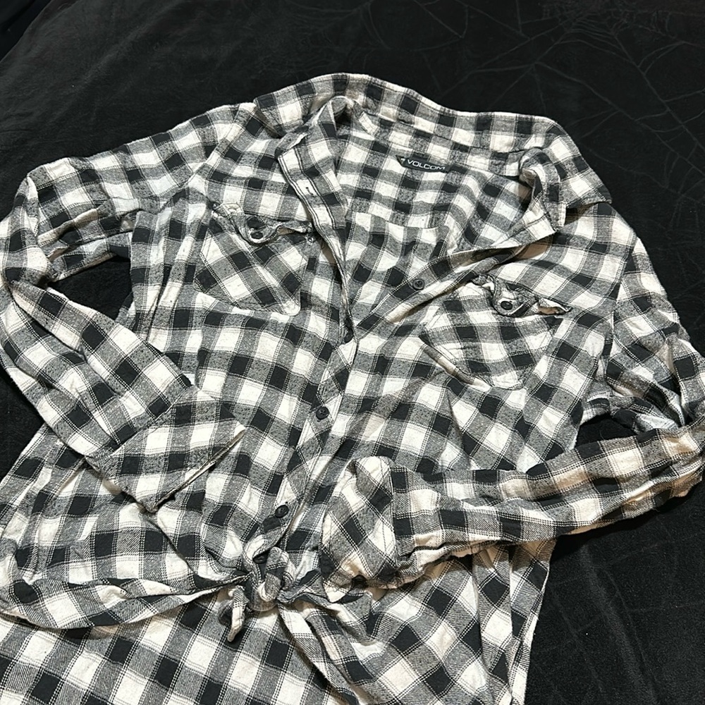Volcom Plaid Button Up, Large